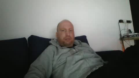 Snapshot of metaller123456 chatting on 03/29/26, 06:46 metaller123456 online show from 03/29/26, 06:46