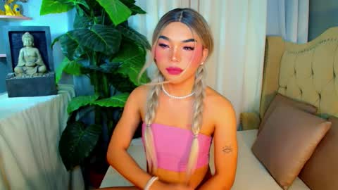 myka online show from 10/06/25, 01:41