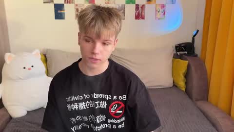 Arthur online show from 04/09/26, 04:23