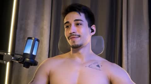 mettew22cm online show from 10/03/25, 01:24