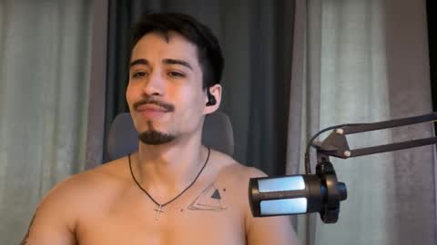 mettew22cm online show from 11/25/25, 08:36