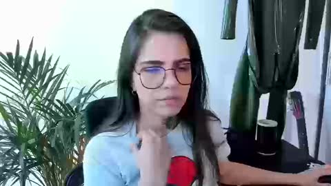 Meurif online show from 09/15/25, 01:44