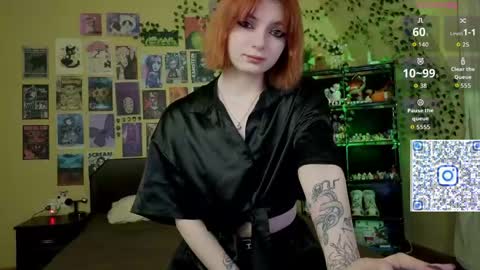 Snapshot of mevis_li chatting on 05/29/26, 10:19 Mavis online show from 05/29/26, 10:19