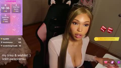 Snapshot of mew2wo chatting on 02/03/26, 02:53 mew2wo online show from 02/03/26, 02:53