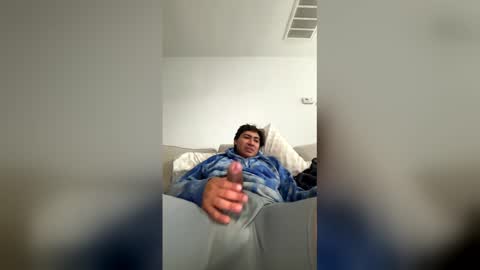 mexicanguy12inch online show from 03/23/26, 07:45