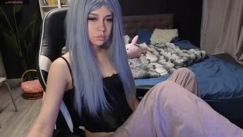 Snapshot of mezzalunaa chatting on 04/10/26, 05:06 vollmond online show from 04/10/26, 05:06