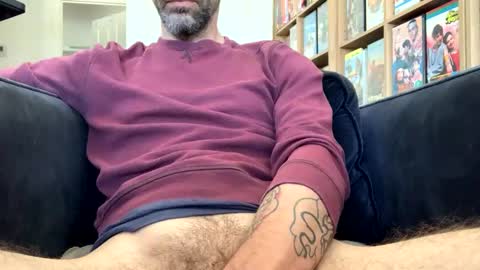 Snapshot of mezzcal chatting on 10/03/25, 07:11 mezzcal online show from 10/03/25, 07:11