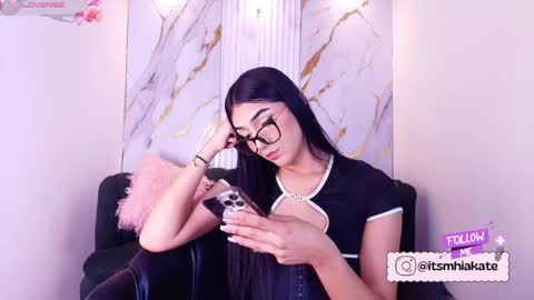 Snapshot of mhia_kate chatting on 05/19/26, 12:22 Mhia Kate online show from 05/19/26, 12:22