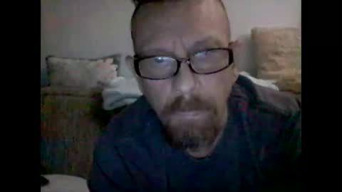 Snapshot of mhitch924 chatting on 05/23/26, 01:11 mhitch924 online show from 05/23/26, 01:11