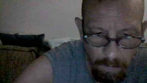 Snapshot of mhitch924 chatting on 06/13/26, 01:36 mhitch924 online show from 06/13/26, 01:36