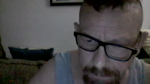 Snapshot of mhitch924 chatting on 06/19/26, 02:16 mhitch924 online show from 06/19/26, 02:16