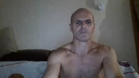 mi_83 online show from 08/01/26, 08:41
