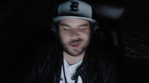 Snapshot of mi_vida21 chatting on 09/26/25, 05:06 just ask online show from 09/26/25, 05:06