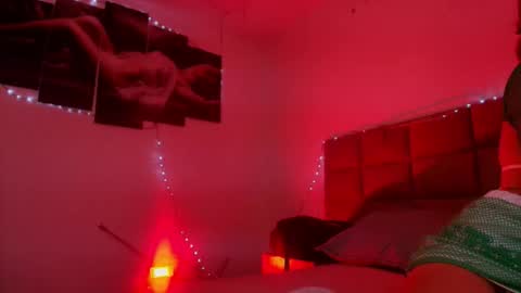 Emi online show from 11/08/25, 07:12