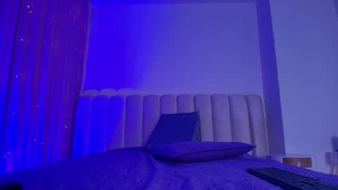 Emi online show from 02/02/26, 07:23