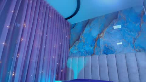 Emi online show from 04/08/26, 07:36