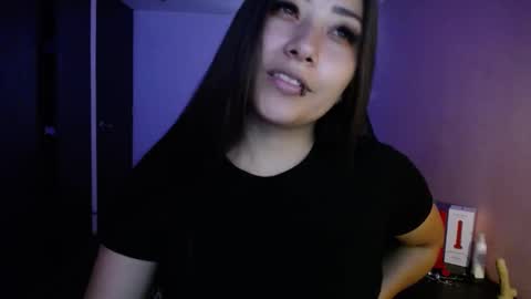 Mia zoe online show from 02/21/25, 07:43