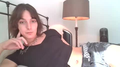 mia_177 online show from 09/13/25, 06:40