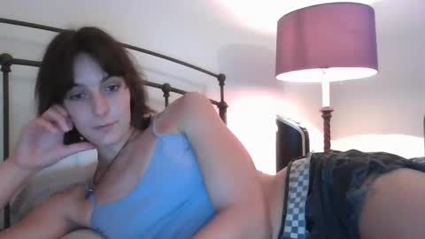 mia_177 online show from 09/17/25, 10:44