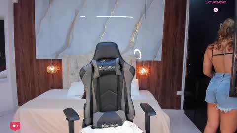 Violett online show from 02/21/25, 08:38