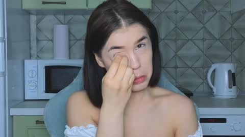 Snapshot of mia___lunaa chatting on 03/09/25, 02:18 Mia online show from 03/09/25, 02:18