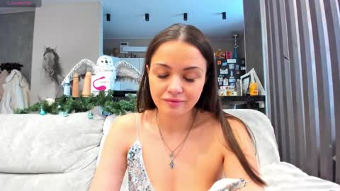 Snapshot of mia___mur chatting on 12/30/24, 04:31 Mia online show from 12/30/24, 04:31