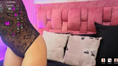 Snapshot of mia__gomex chatting on 05/27/26, 07:22 mia__gomex online show from 05/27/26, 07:22