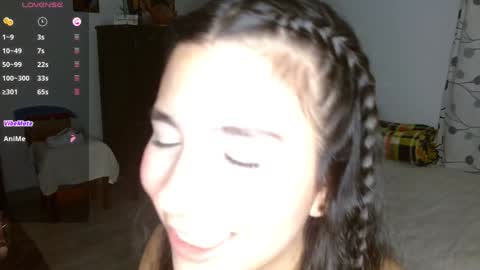 Snapshot of mia__lopez_ chatting on 12/04/24, 01:03 Mia online show from 12/04/24, 01:03