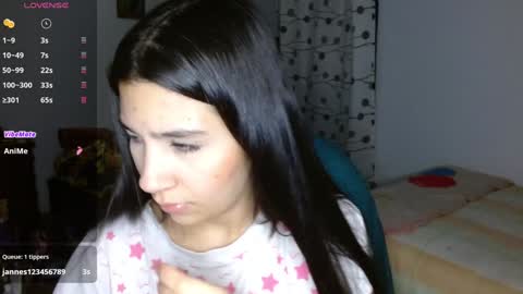 Snapshot of mia__lopez_ chatting on 12/07/24, 04:20 Mia online show from 12/07/24, 04:20