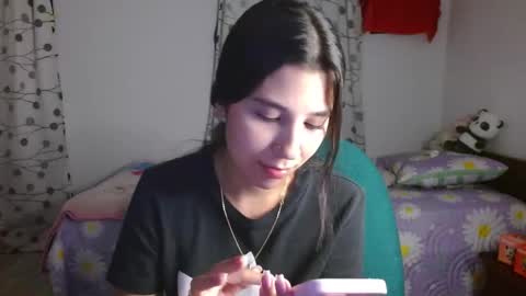 Snapshot of mia__lopez_ chatting on 02/27/25, 01:05 Mia online show from 02/27/25, 01:05