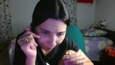 Snapshot of mia__lopez_ chatting on 02/27/25, 04:20 Mia online show from 02/27/25, 04:20