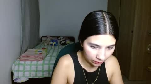 Snapshot of mia__lopez_ chatting on 09/18/25, 01:51 Mia online show from 09/18/25, 01:51