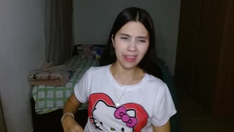 Snapshot of mia__lopez_ chatting on 09/25/25, 03:21 Mia online show from 09/25/25, 03:21