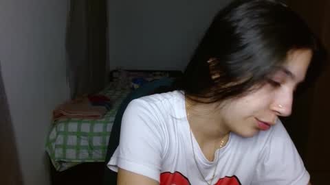 Snapshot of mia__lopez_ chatting on 09/30/25, 03:00 Mia online show from 09/30/25, 03:00