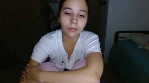 Mia online show from 02/19/26, 03:57