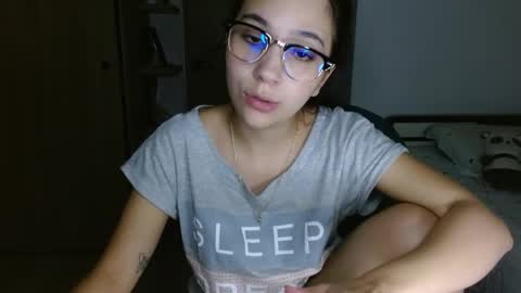 Mia online show from 03/27/26, 01:33