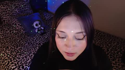 mia online show from 02/22/25, 02:17