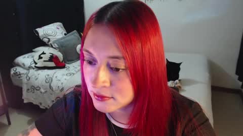 mia online show from 06/06/26, 01:00