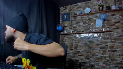 Mia and vincentt model indepent online show from 10/17/25, 06:05