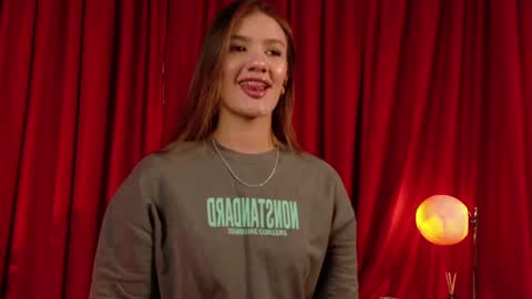 Mia Benett  online show from 04/24/26, 01:46