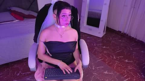 mia online show from 02/20/26, 04:42