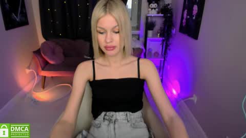 Mia online show from 01/28/25, 09:30