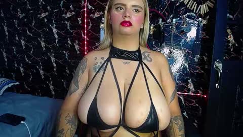 mia Independent model Thanks to everyone for your support online show from 11/06/25, 08:21