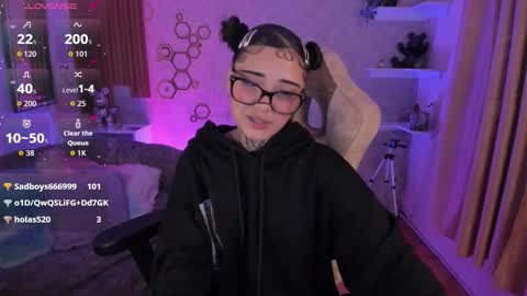 Mia online show from 02/15/26, 07:51