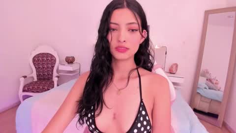 Mia online show from 02/15/26, 08:27