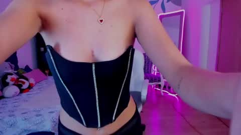 Mia online show from 06/13/26, 08:51