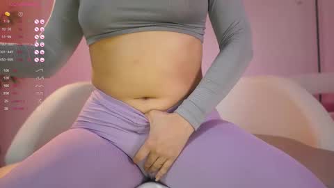 Anna online show from 10/10/25, 08:41