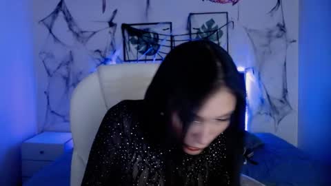 Snapshot of mia_collens_ chatting on 10/31/25, 03:18 MIA online show from 10/31/25, 03:18