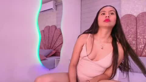 Mia  online show from 04/18/26, 03:10