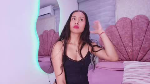 Snapshot of mia_collenss chatting on 04/29/26, 03:10 Mia online show from 04/29/26, 03:10